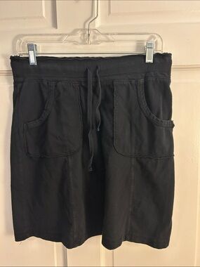fresh produce Black Drawstring Skirt with Front Pockets - S